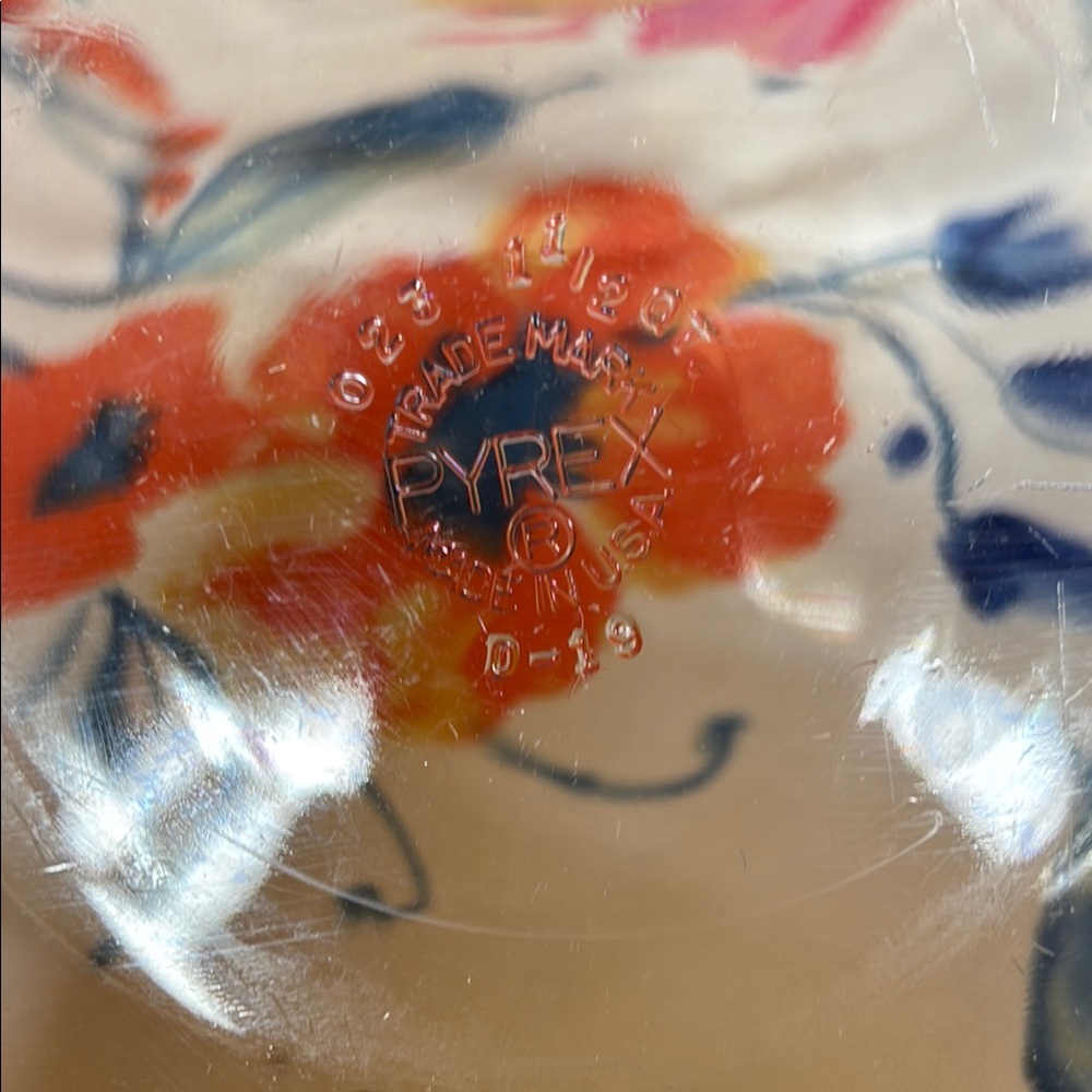 Vintage Pyrex Bowl